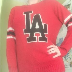 Vintage style sweater